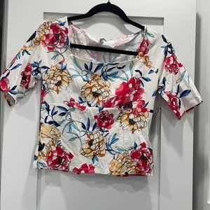 Floral top